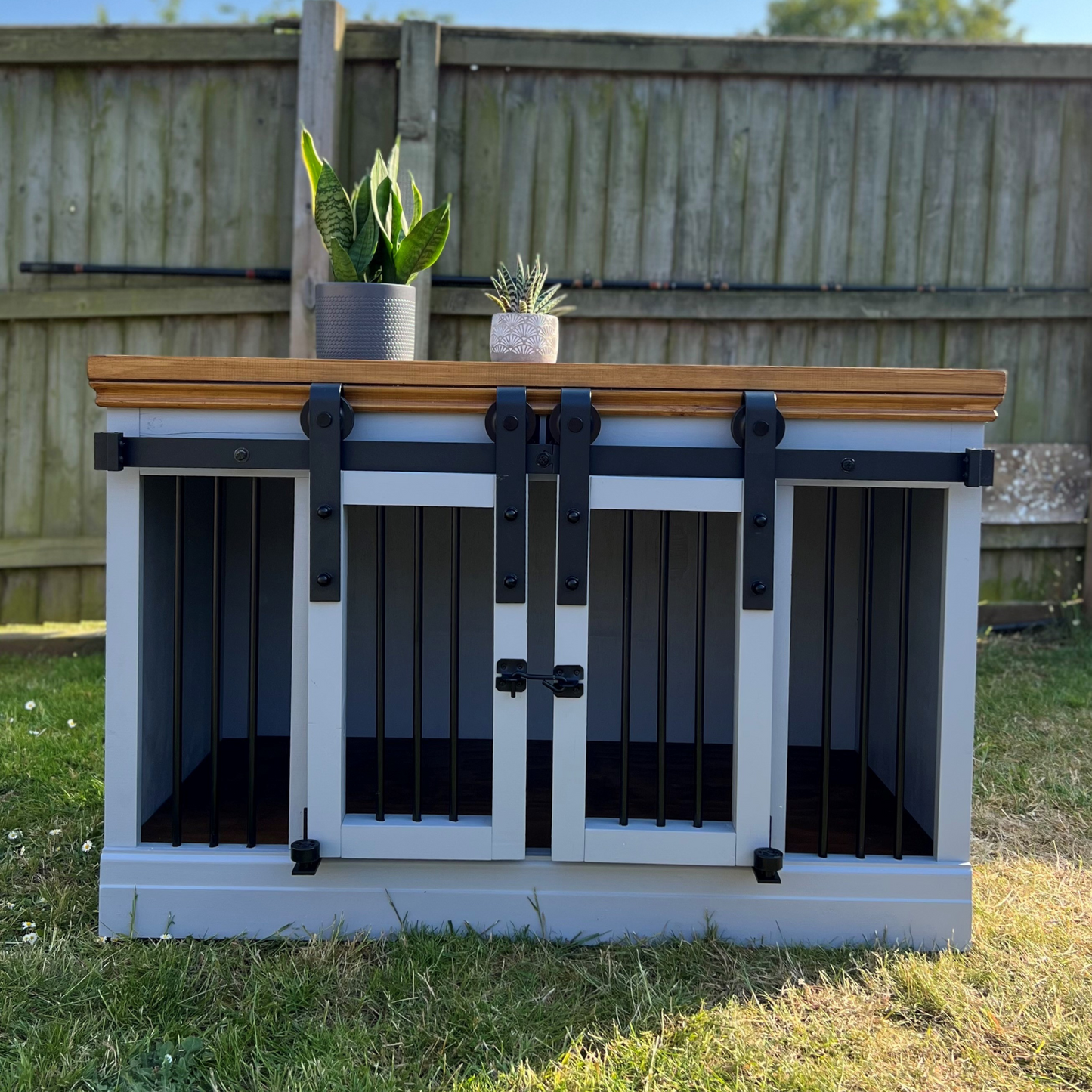 Glide Gate Bedrooms (Sliding Door Kennels)